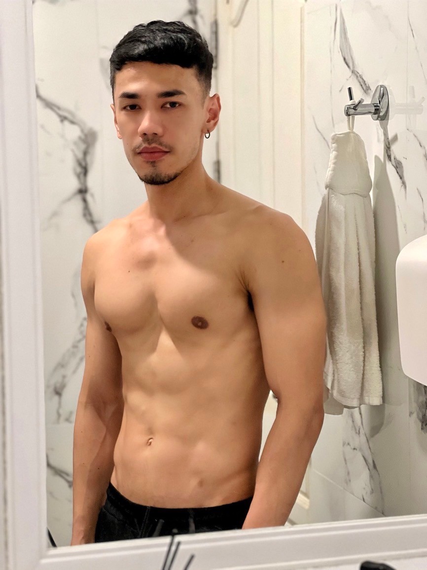หมอนวดชาย น้องเบส 1