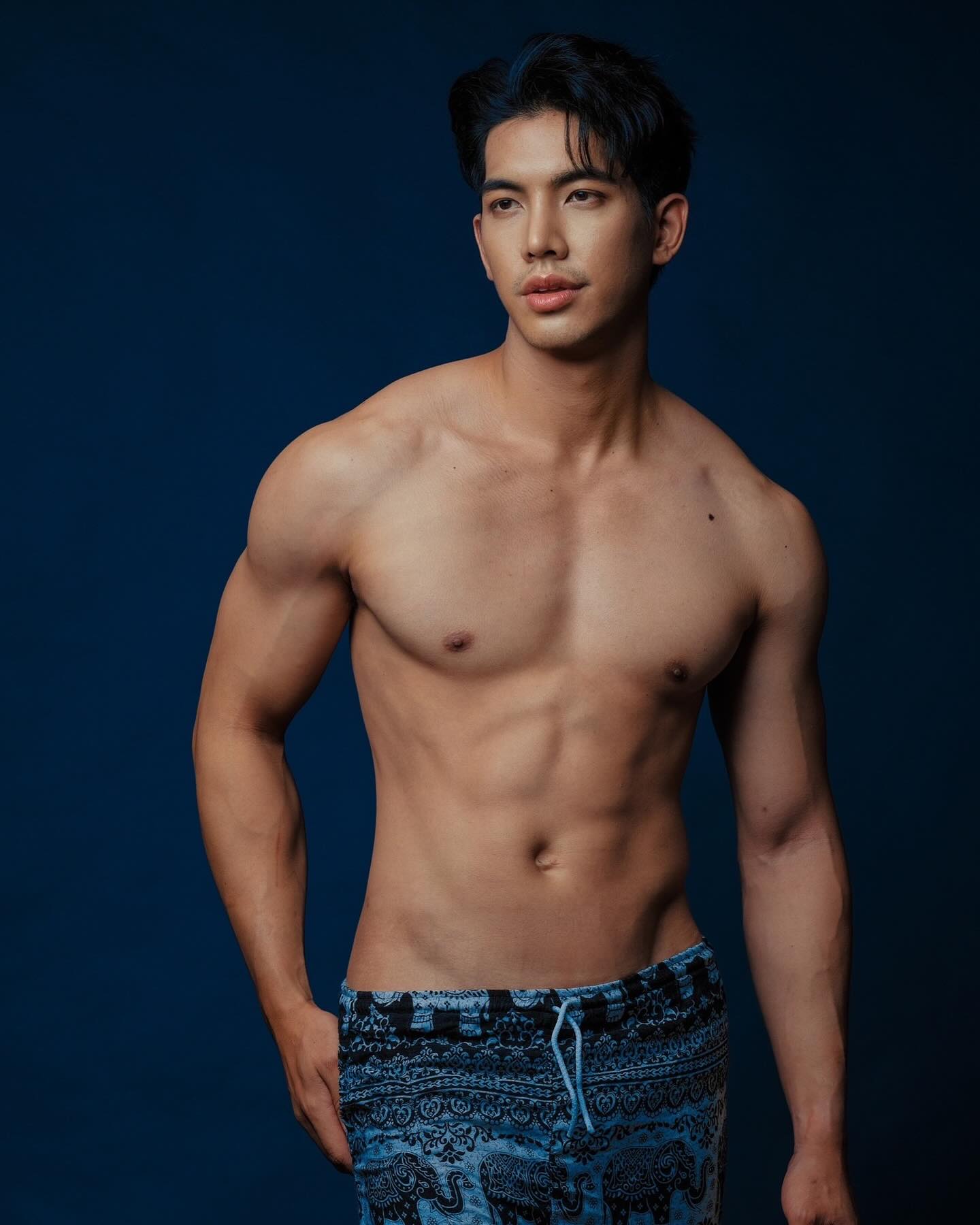 เปิดวาร์ปหนุ่มหล่อ น้องต้นกล้า 1