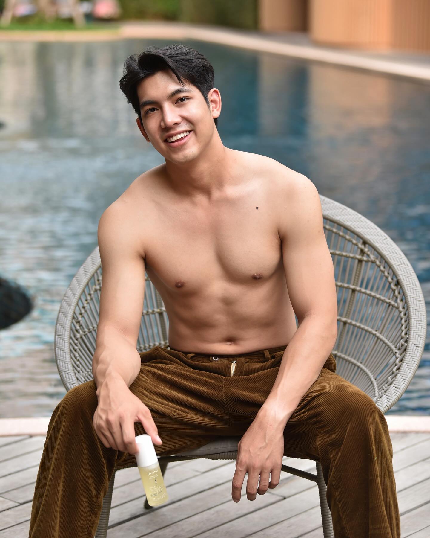 เปิดวาร์ปหนุ่มหล่อ น้องต้นกล้า 8