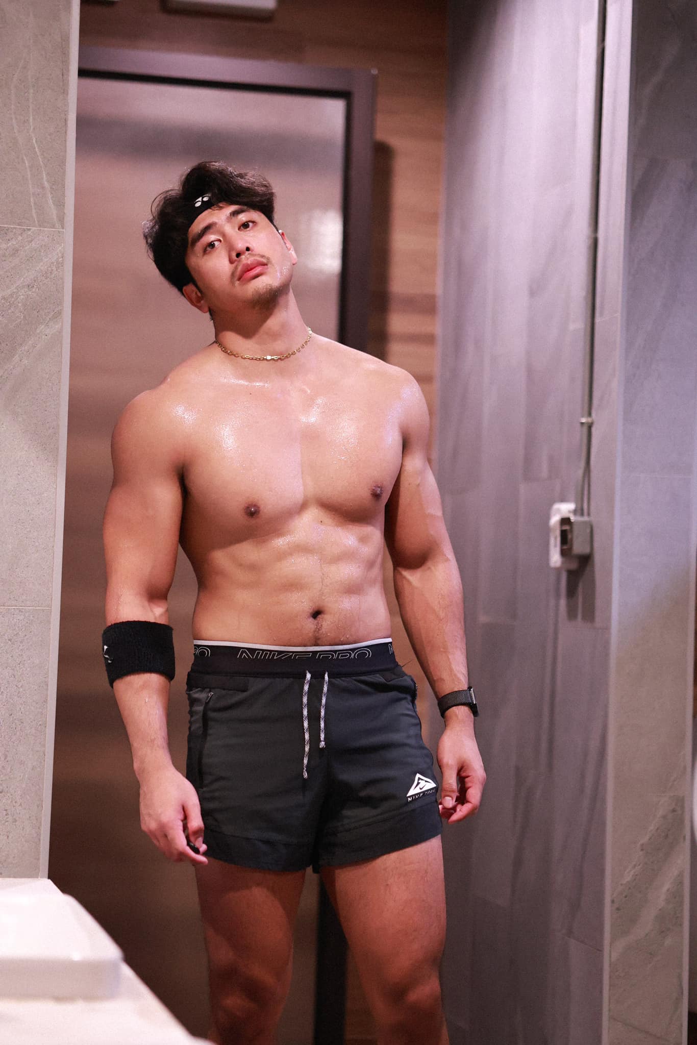 เปิดวาร์ปหนุ่มหล่อ น้องมอส 2