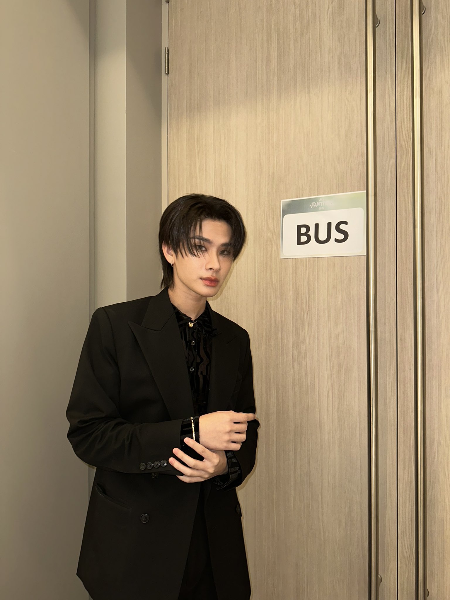 เปิดวาร์ปหนุ่มหล่อ น้องไทย 2