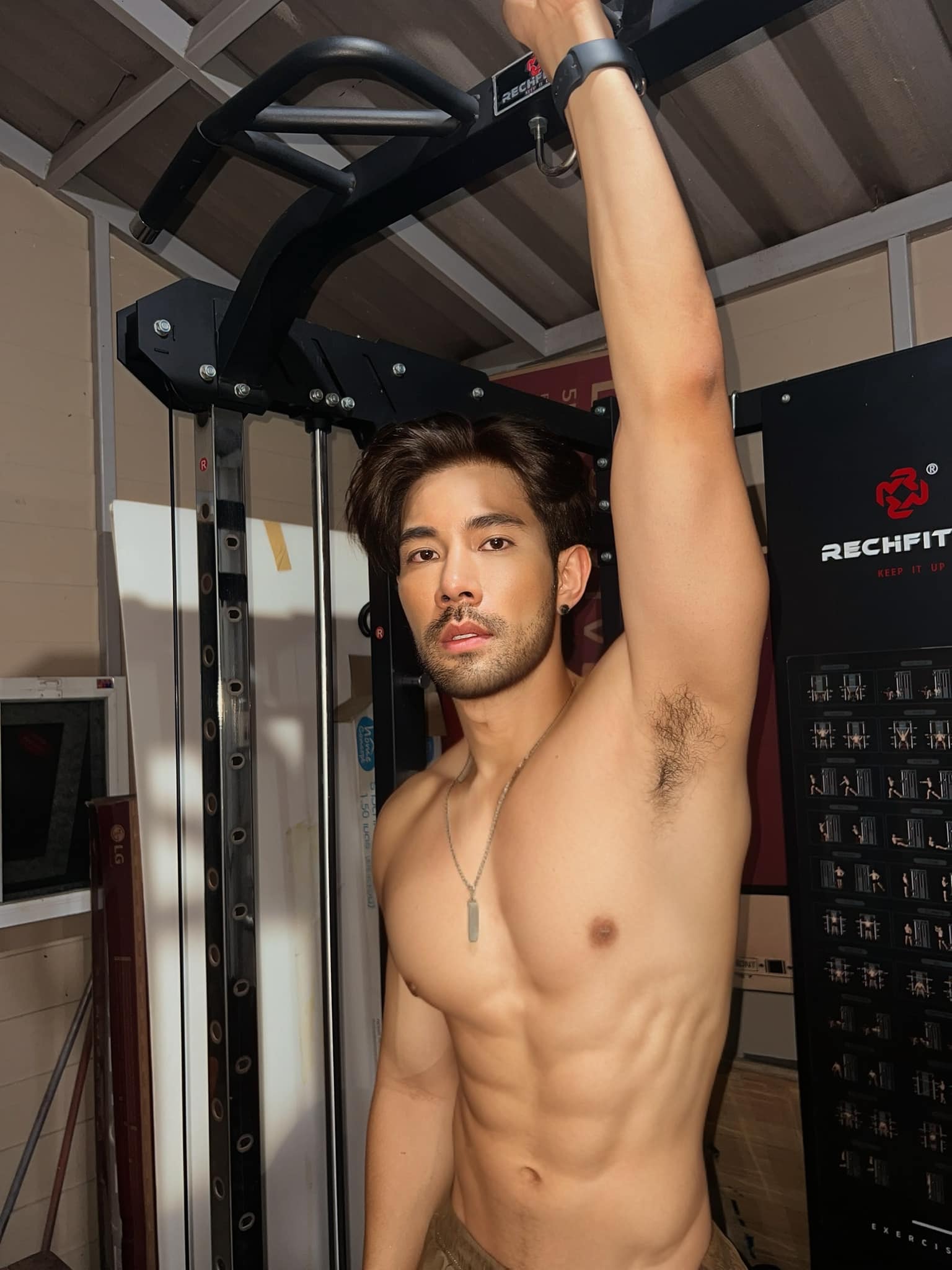 เปิดวาร์ปหนุ่มหล่อ น้องบุ๊ค 5