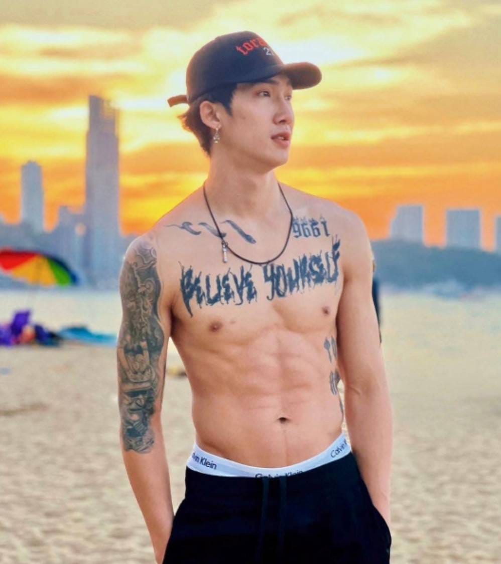 เปิดวาร์ปหนุ่มหล่อ น้องพี 2