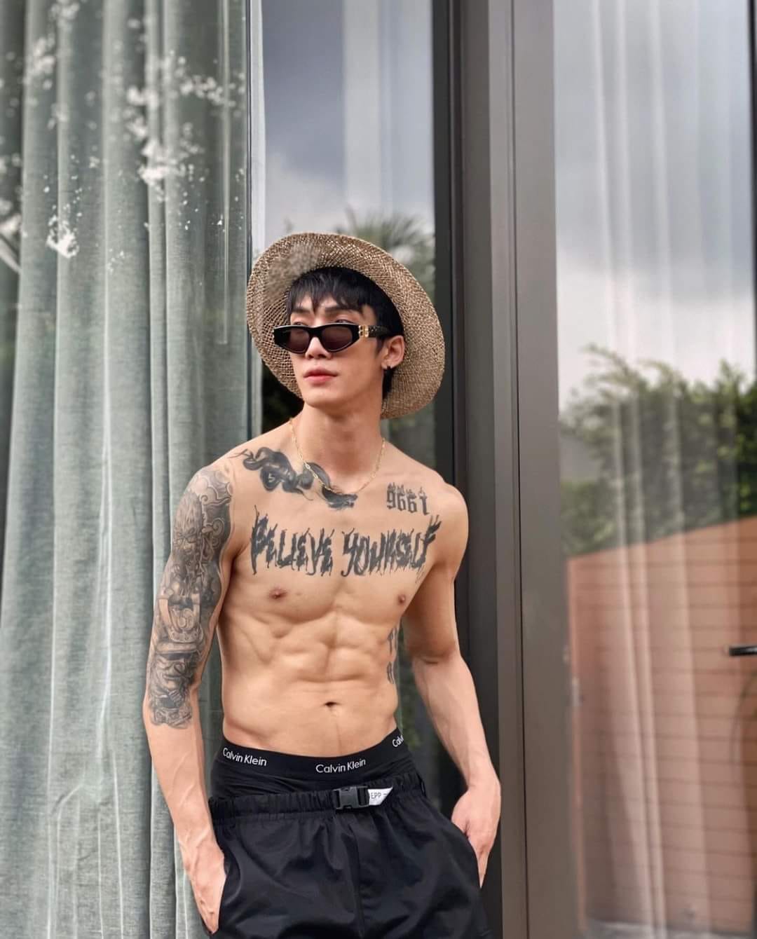 เปิดวาร์ปหนุ่มหล่อ น้องพี 4