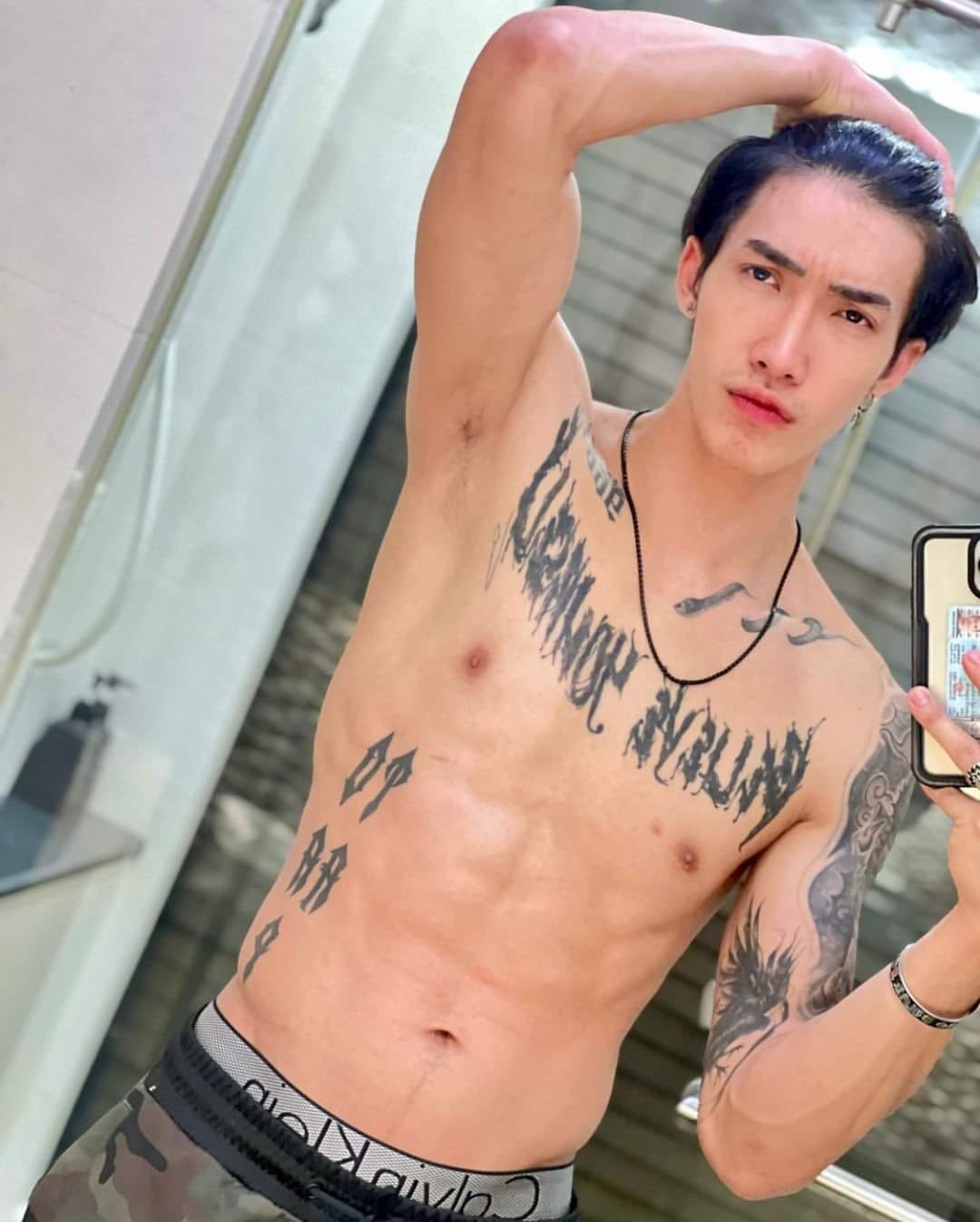 เปิดวาร์ปหนุ่มหล่อ น้องพี 11
