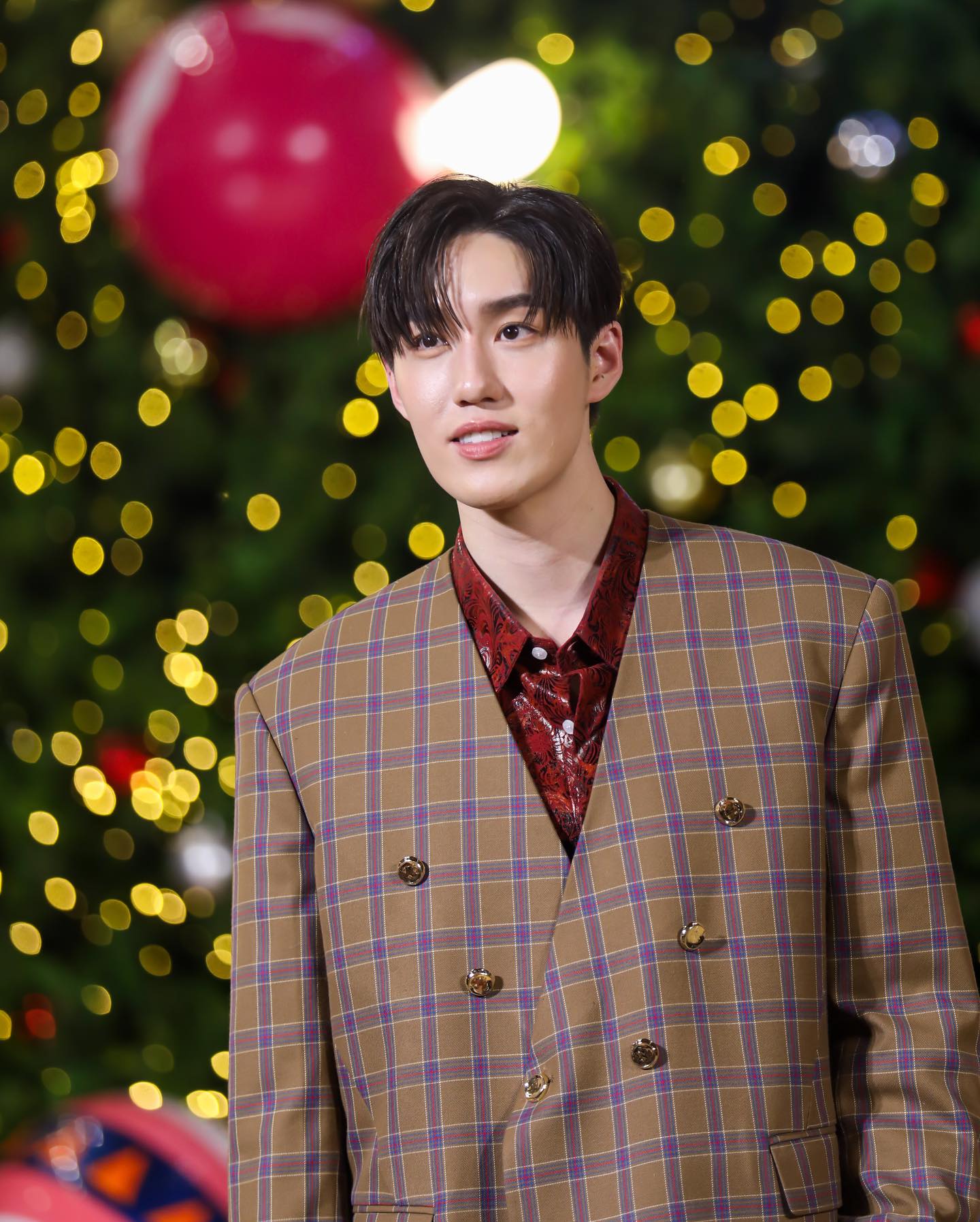 เปิดวาร์ปหนุ่มหล่อ น้องต่อ 6